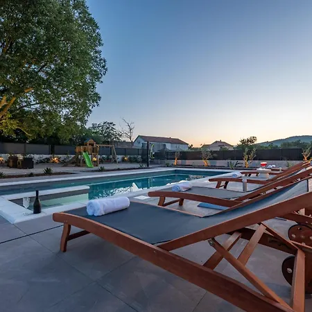 Gemella Zadarvillas Villa Donje Rastane