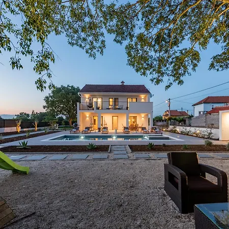 Gemella Zadarvillas Donje Rastane